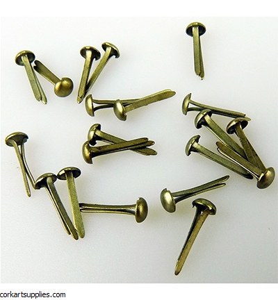[180225] Nellie's Choice Floral Brads 3mm 40/Pkg - Old Gold