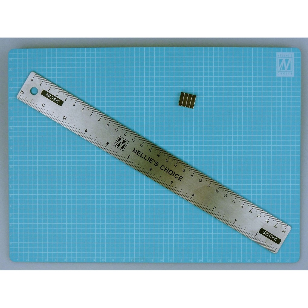 Nellie's Choice Magnets Set Magnetic Mat, Magn.Ruler and 4 Magnetics A4
